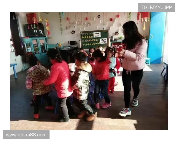 亲子共玩抢10游戏激发数学兴趣培养合作精神